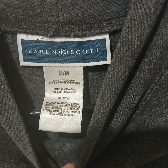 ⭐️ Karen Scott Dark Gray Sleeveless Turtleneck Top size‎ medium - Picture 2 of 3